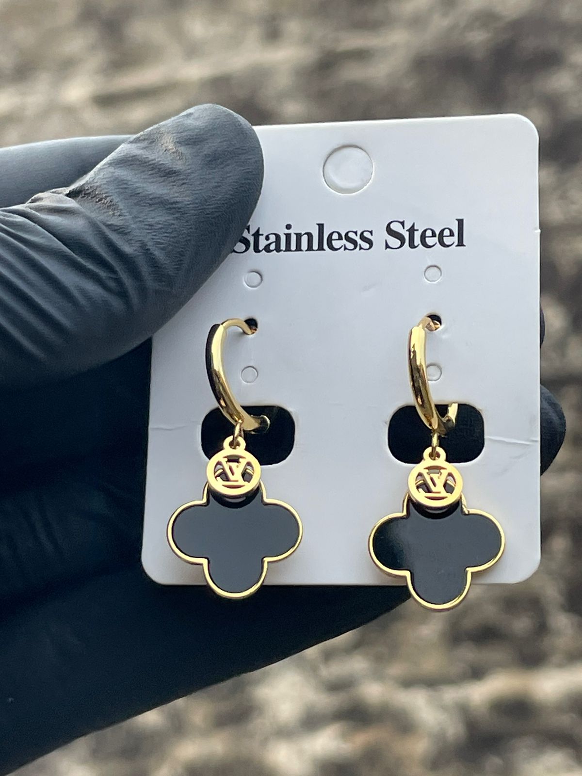 Zinmeer's Jet Clover Huggies