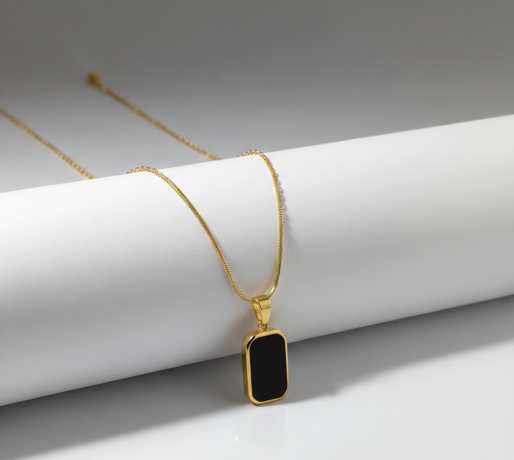 "Noir & Pearl" Rectangle Pendant Necklace