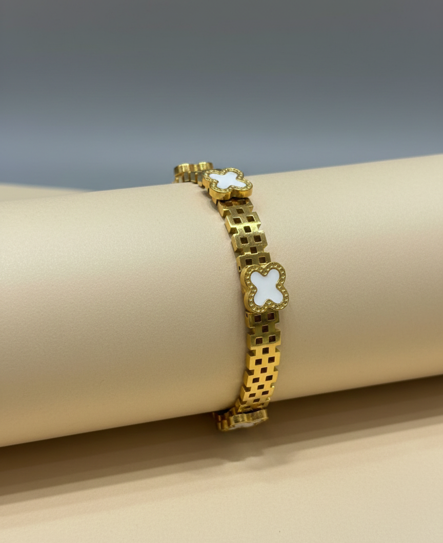 Mother of Pearl Floral Link Bracelet