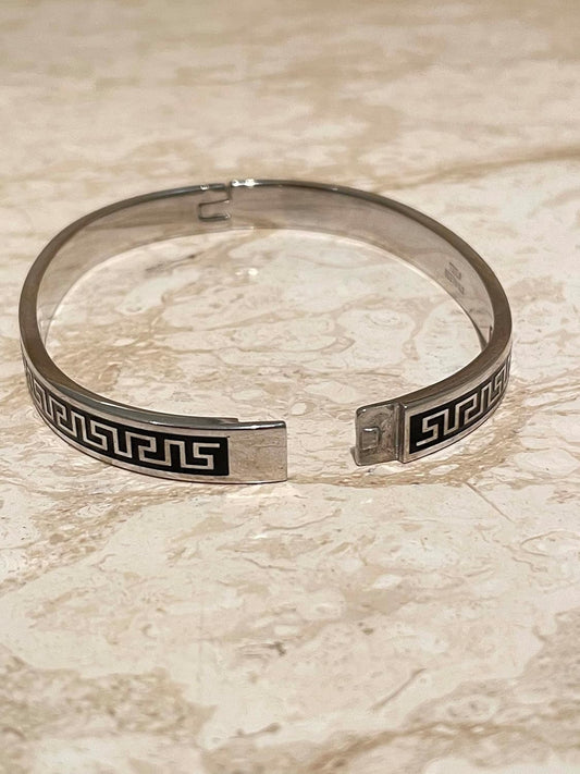 Zinmeer's Olympian Cuff