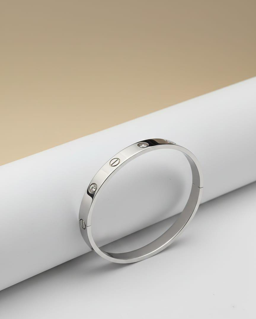 Zinmeer Signature Lock Bangle